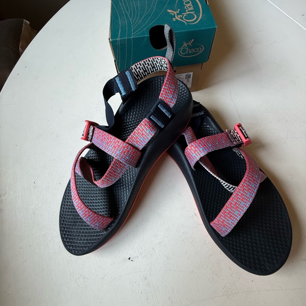 Chaco Kids Coral Pink Multi Webbing Sandals sz 6M $35